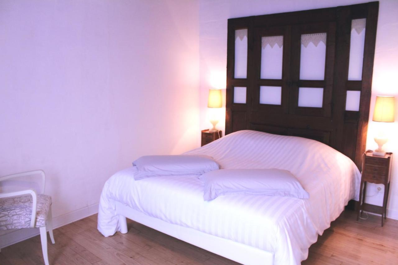 Relais De La Renaissance Bed and Breakfast Saint-Michel-de-Montaigne Εξωτερικό φωτογραφία